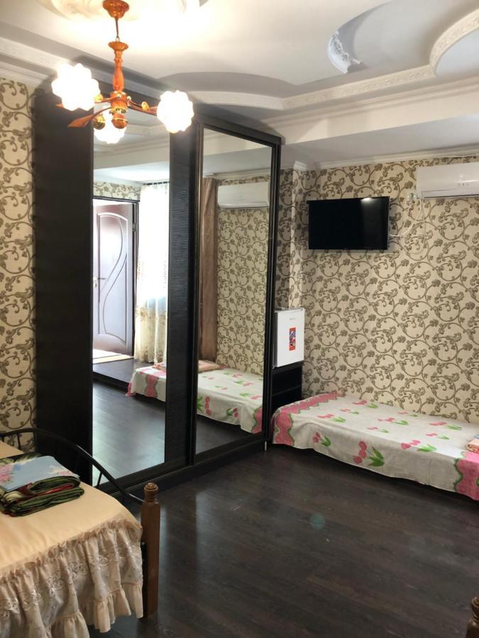 Nina Mini Hotel Gagra Ngoại thất bức ảnh