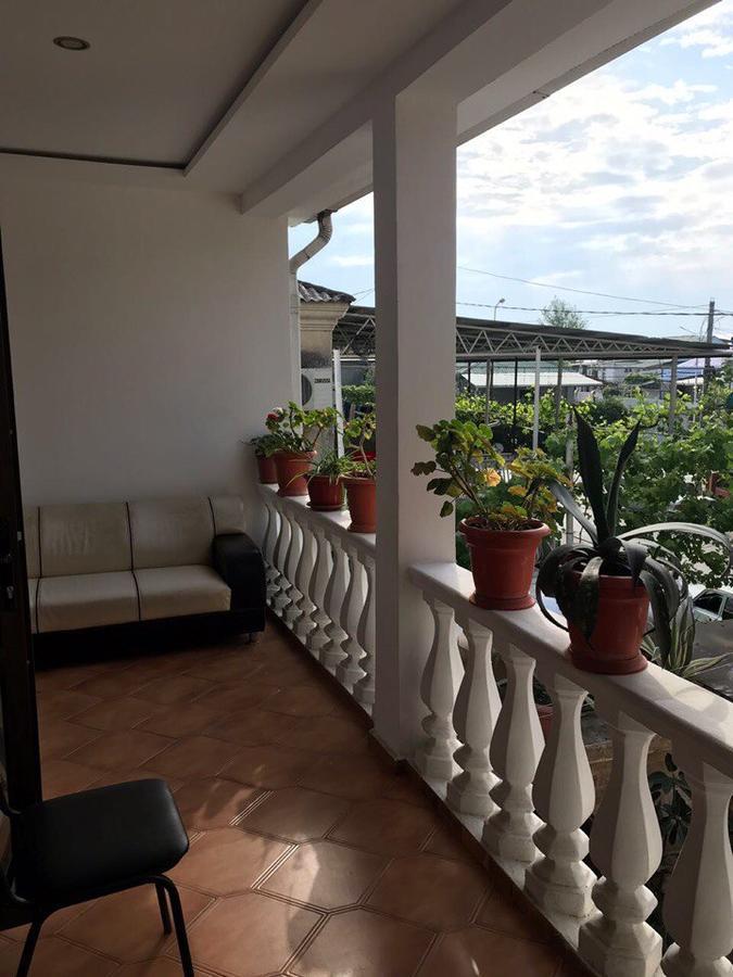 Nina Mini Hotel Gagra Ngoại thất bức ảnh